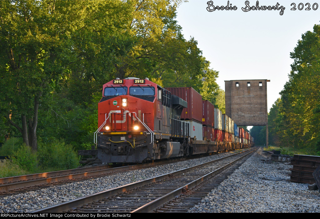 CN 2912